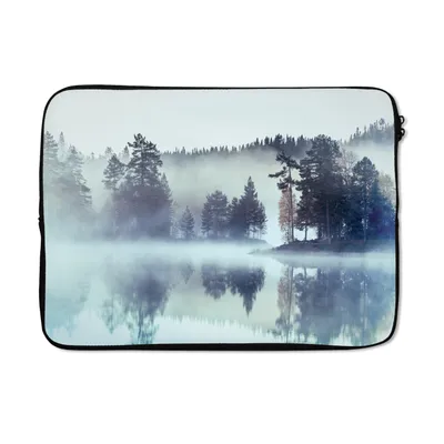 Produktbild von MuchoWow® Laptop Hülle 13 Zoll Nebel - Wald - Grün Laptoptasche - Laptophülle - Sleeve - Rundumschutz