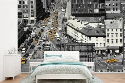 Produktbild von MuchoWow® Fototapete für Wohnzimmer oder Schlafzimmer Wandtapete Vinyl Motivtapete Schwarz-Weiß-Luftaufnahme mit gelben Autos im Verkehr - 525x350 cm - Das Hintergrundbild