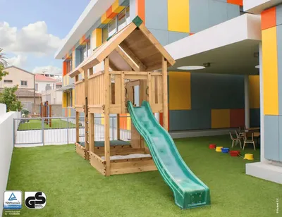 Produktbild von Spielhaus mit Stelzen P4 Douglasie HY-Land 680 x 190 cm Holz Rutsche, Kletternetz, Kletterwand, Sandkasten, Abdeckplane