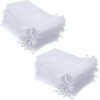 Produktbild von 100 Stück weiße Organzabeutel (13 x 18 cm), geeignet als Bonbontüten, Schmuckbeutel, Geschenktüten für Hochzeiten oder Weihnachten
