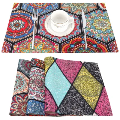 Productafbeelding van Set van 4 Boho tafelsets met mandala patroon 45 x 32 cm