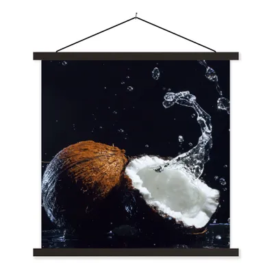 Produktbild von MuchoWow® Textilposter Kokosnuss - Stillleben - Wasser - Schwarz - Frucht 60x60 cm mit schwarzem Rahmen - Posteraufhänger