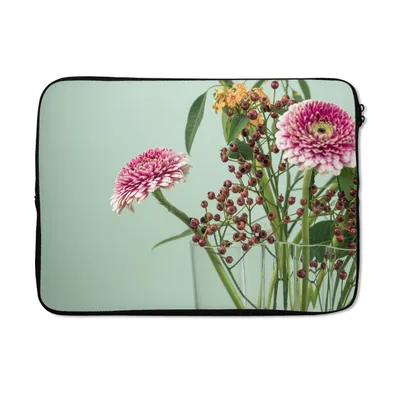 Produktbild von MuchoWow® Laptop Hülle 14 ZollVase - Blumen - Blumenstrauß Laptoptasche - Laptoptasche - Stoßsicher - Schutzhaube