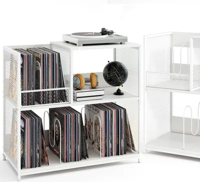 Zdjęcie produktu dla Stojak na gramofon winylowy KOMFOTTEU mieszczący do 300 albumów, 3-poziomowy stojak na płyty z 3 wyjmowanymi przegrodami, gramofon wykonany z drewna i metalu (biały)