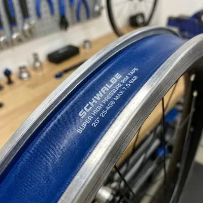 Image de Bande de jante Schwalbe Super High Pressure, 20 pouces, 25-406, pression maximale 7,0 bar, TPU.