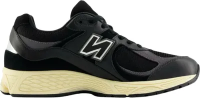 Produktbild von Kaufen Sie den New Balance M2002RIB Black Cream bei Kicksshop. Sportlicher schwarz-beiger Damenschuh mit modernem Design und bequemer Passform.