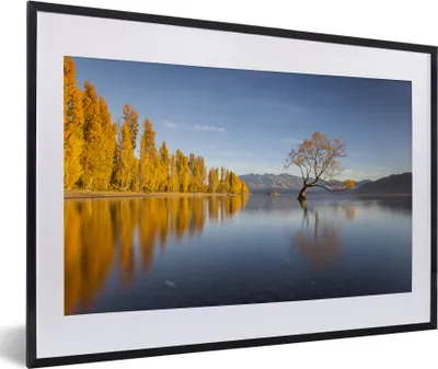 Produktbild von MuchoWow® MuchoWow® Gerahmtes Poster Wasser - Baum - See 60x40 cm - Poster mit zchwarzem Bilderrahmen - Schlafzimmer - Plakat in Rahmen - Drucken