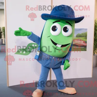 Productafbeelding van Navy REDBROKOLY Green Bean mascottekostuum gekleed met een spijkerbroek en pochetten