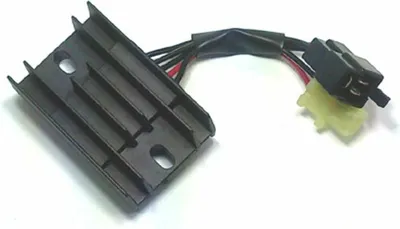 Imagen del producto de Regulador de voltaje TOURMAX RGU-311 para Suzuki