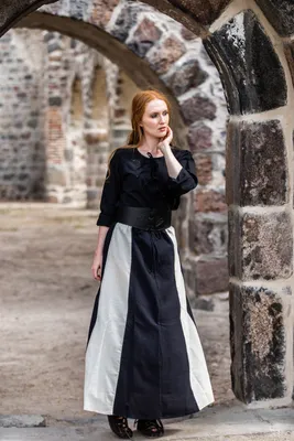Produktbild von Mittelalterrock Schwarz/Natur "Dana"  XXL