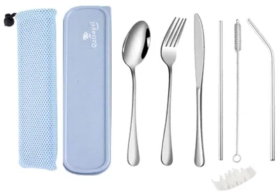 Produktbild von Ein 9-teiliges Camping-Besteck-Set aus Edelstahl mit Aufbewahrungstasche