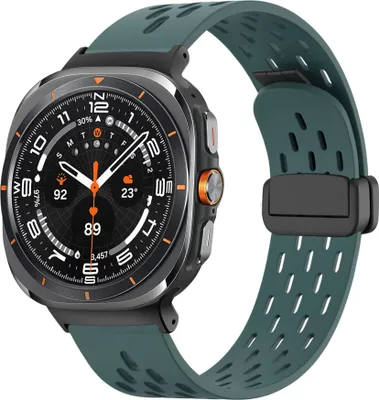 Produktbild von Bandz Sportarmband „Air“ mit magnetischem D-Schnallenverschluss – passend für Samsung Galaxy Watch Ultra – hochwertiges Silikonmaterial Smartwatch-Armband (kieferngrün)