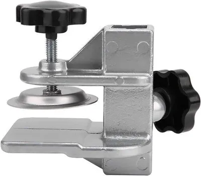 Obrázek produktu pro Držák na ručníky pro domácí kočky s klipem na stůl pro péči o psy a kočky (vnitřní průměr 2,3 × 2,3 cm)
