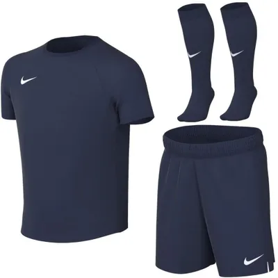 Immagine prodotto di Nike - Kit da calcio "Park VIII" per bambini, modello SX1292 (taglia 116), colore blu navy