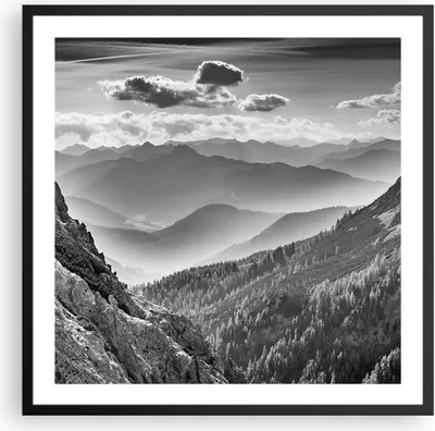 Produktbild von Gerahmtes Poster - Schwarzer Rahmen - Schwarzweiß Landschaft Berge - 60x60 cm - Wand Bild - Wanddeko - Wandbilder - Kunstposter - Wandposter - Bilderrahmen - Bilder - Kunstdruck - P2BAC60x60-4560