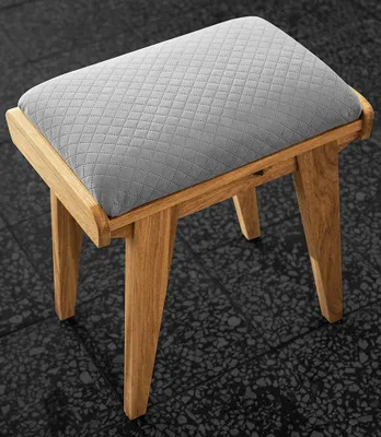 Produktbild von Hocker Otago 31 Wildeiche massiv geölt - Abmessungen: 53 x 51 x 35 cm (H x B x T)