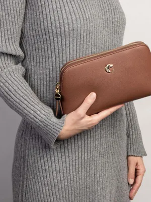 Image de Cacharel, sac de toilette Alma, couleur camel