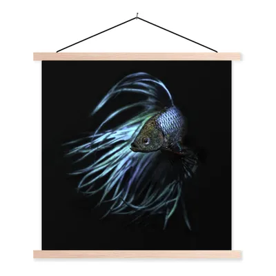 Produktbild von MuchoWow® Textilposter Fisch - Schwanz - Schwarz 40x40 cm mit holzfarbenen Rahmen - Posterleiste