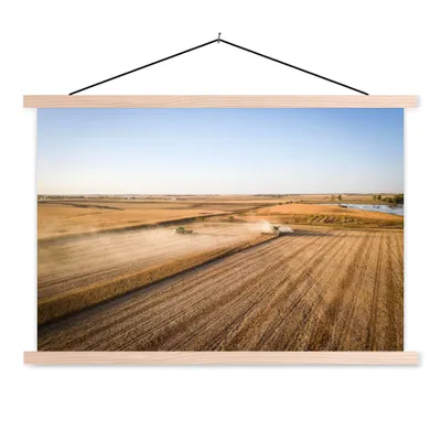 Produktbild von MuchoWow® Textilposter Feld - Bauernhof - Traktor - Landwirt - Landleben 60x40 cm mit holzfarbenen Rahmen - Bilder