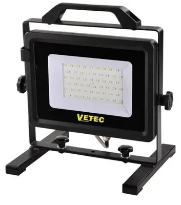 Immagine prodotto di Vetec 55.107.55 - Lampada da costruzione a LED, 50 Watt – 5500 Lumen – Grado di protezione IP65