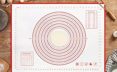 Produktbild von Silikon Backmatte 60×80 cm 3XL – Antihaft Backunterlage & Teigmatte BPA-frei, rutschfest (rot)