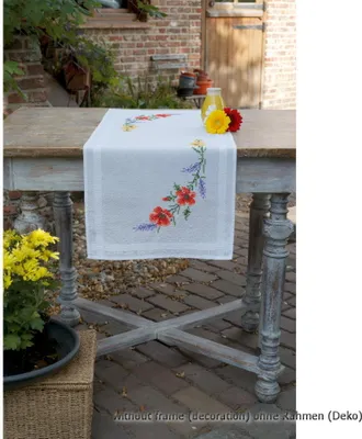 Produktbild von Vervaco Bedruckter Tischläufer Stickset "Blumen und Lavendel", Stickbild vorgezeichnet