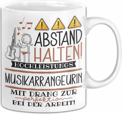 Produktbild von Musikarrangeurin Tasse Geschenk Lustig Abstand Halten Hochleistungs-Musikarrangeurin Mit Drang Zur Perfektion Bei Der Arbeit (Weiß)