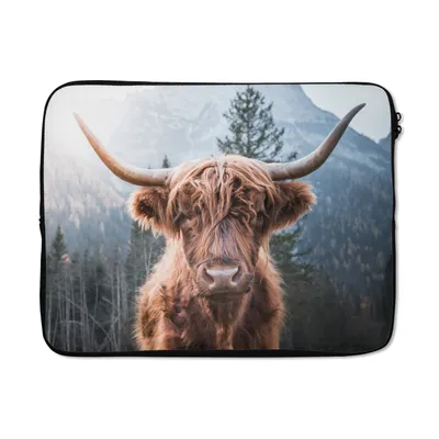 Produktbild von MuchoWow® Laptop Hülle 17 Zoll Laptoptasche Schottischer Hochländer - Kuh - Tiere - Berg - Natur - Zipper - Schutzabdeckung