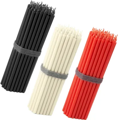 Produktbild von 150x Stabkerzen Set 16cm – Schwarz Weiß Rot – dünn, tropffrei & stilvoll