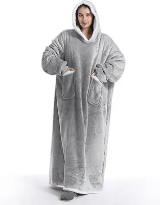Produktbild von Famanu Hoodie Decke XL Oversized - Extra weich - Grau