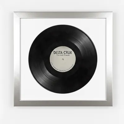 Productafbeelding van K-Möbel Frame voor grammofoonplaten, zilverkleurig, 40x40 cm met witte passe-partout - Germany - Frame van echt hout voor vinylplaten