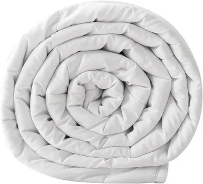 Produktbild von Famanu Sommerdecke 135 x 200 cm, Mikrofaserfüllung, atmungsaktiv und weich – Weiß