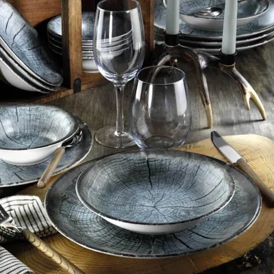 Obrázok produktu pre Hermia Concept, kvalitná súprava riadu (18 kusov) vyrobená zo 100% porcelánu, čierno-modrá