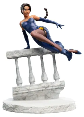 Zdjęcie produktu dla Tomb Raider Mini Statue Lara Croft: A Deal at the Opera 17 cm