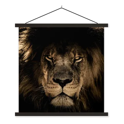 Produktbild von MuchoWow® Textilposter Löwe - Tiere - Schwarz - Porträt 90x90 cm mit schwarzem Rahmen - Magnetisches