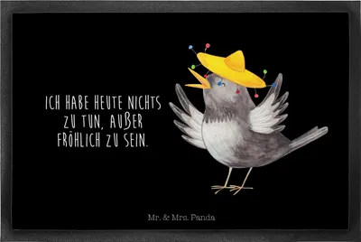 Produktbild von Mr. & Mrs. Panda Fußabtreter Rabe Sombrero 40 x 60 cm - Schwarz - Geschenk, Schmutzmatte, glücklich sein, Lustige Sprüche, Vögel, fußmatte, Bodenvorleger, Schmutzfänger