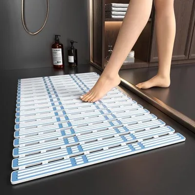 Obrázek produktu pro Protiskluzová koupelnová rohož 68 x 40 cm, modrá, bez BPA a latexu