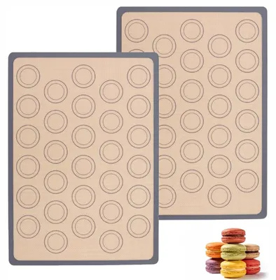 Zdjęcie produktu dla Zestaw 2 silikonowych mat do pieczenia - antypoślizgowe, wielokrotnego użytku, wymiary 42 x 29,5 cm