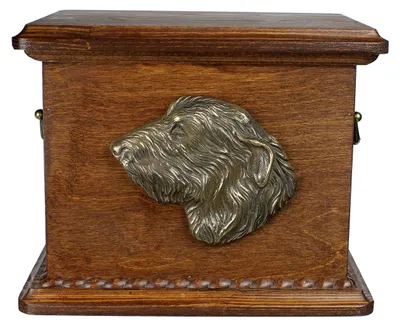Zdjęcie produktu dla Wilczarz irlandzki, Irish wolfhound - urna na prochy psa, personalizowana urna z grawerem i płaskorzeźbą, pamiątkowe pudełko na psie prochy marki Art-Dog