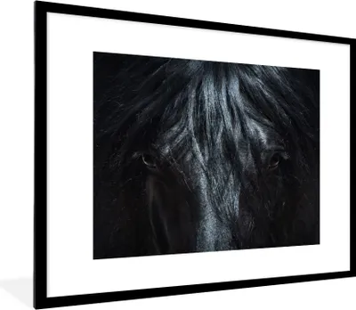 Produktbild von MuchoWow® MuchoWow® Gerahmtes Poster Pferd - Schwarz - Porträt 80x60 cm - Poster mit zchwarzem Bilderrahmen - Schlafzimmer-Dekorationen - Fotoposter
