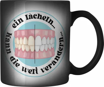 Produktbild von Trendation - Zahntechniker Farbwechsel Zauber-Tasse Geschenk Zahnarzt Lustig Praxis Geschenkidee Zahnarzthelferin Zahntechniker Zahnärztin - Ein Lächeln Kann die Welt verändern Zahnmedizinische Fachangestellte (Schwarz)