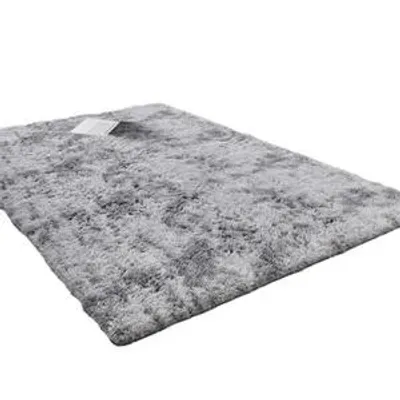 Immagine prodotto di Tappeto soffice in peluche grigio chiaro, 160x220 cm