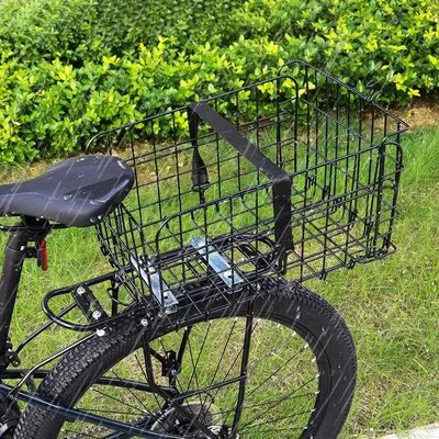 Produktbild von Famanu Fahrradkorb hinten - stabil und aus Metall, einfach zu öffnen