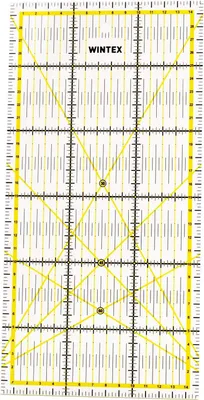 Produktbild von WINTEX Universal-Lineal 15 cm x 30 cm, transparent, 2-farbiger Druck mit cm-Raster und Winkelanzeige in 30°/45°/60° - Rollschneider-Lineal, Patchwork-Lineal, Bastel-Lineal – ideal zum Basteln