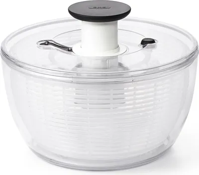 Produktbild von OXO Good Grips Salatschleuder mit Sieb und Deckel – zum Waschen und Trocknen von Salat