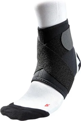 Produktbild von Famanu Fußgelenkbandage mit extra Unterstützung - Schwarz
