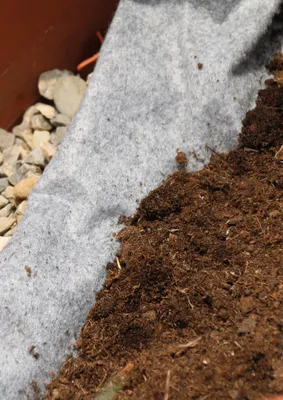 Produktbild von Dehner Trenn-Vlies, Oberflächentrennung, Unkraut- und Insektenschutz, 16 x 0.9 m, Vlies, hellgrau