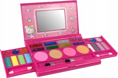 Image de Kit de beauté et trousse à ongles rose