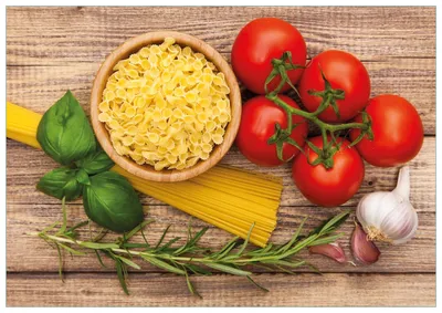 Produktbild von Wallario Premium Glasbild, freischwebende Optik, kräftige Farben, Größe 100 x 70 cm Motiv Spaghetti mit Tomaten, Knoblauch und Basilikum
