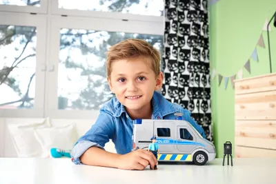 Produktbild von Revell Police Van - Auto-Modellbausatz; 811